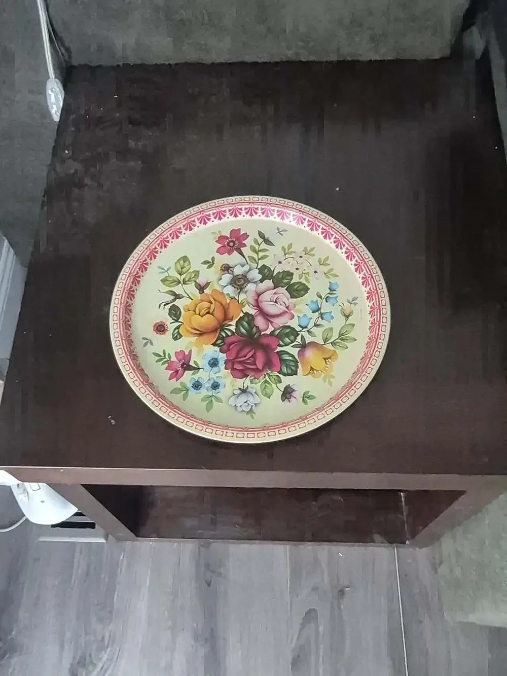 Elite Trays Vintage Floral Metal Serving Tray Made in England